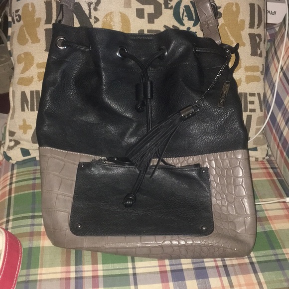 Bucket Style Bag - Picture 1 of 7
